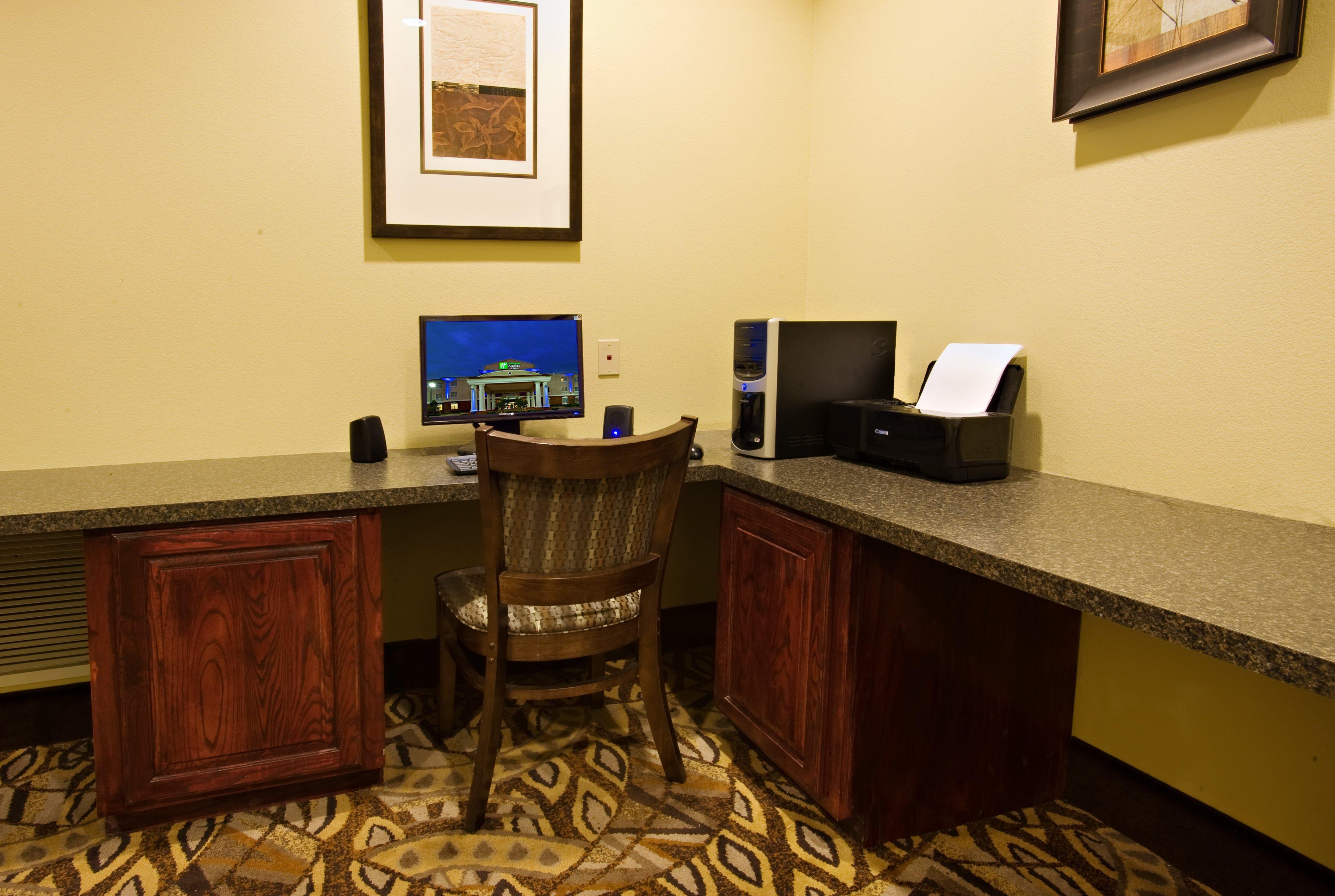 Holiday Inn Express And Suites Snyder By Ihg Εξωτερικό φωτογραφία